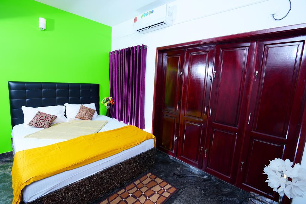 Beersheba Three Bed Room A/C Apartments Thiruvananthapuram Luaran gambar