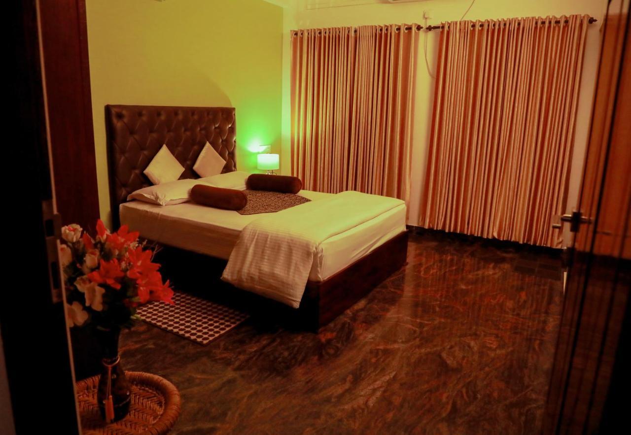 Beersheba Three Bed Room A/C Apartments Thiruvananthapuram Luaran gambar